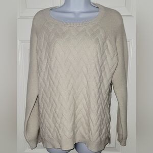 Cyrus Women's Cream Crewneck Sweater XL